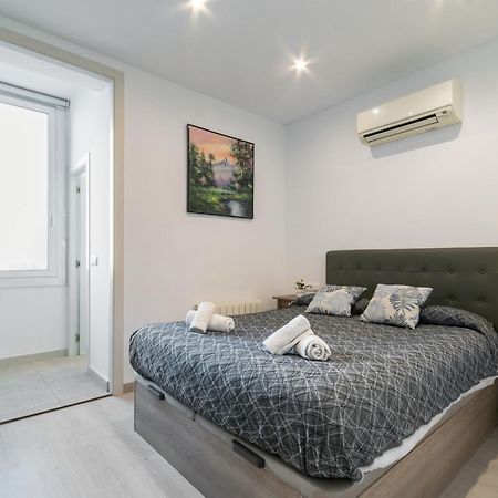 Sagrada Familia C&D Lovely Apartment Барселона Екстериор снимка